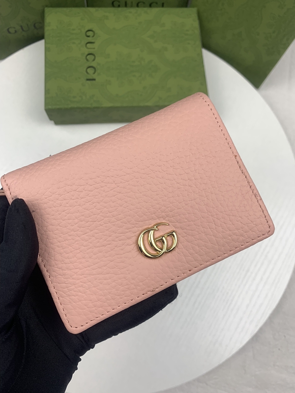 グッチ財布コピー正面デザイン